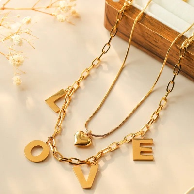 Collar  dos capas Love de acero inoxidable