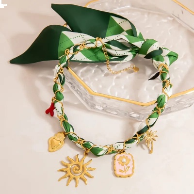 Bandana multi charms , acero inoxidable Bafy joyeria.
