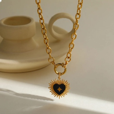 Collar corazón negro, acero inoxidable, Bafy joyeria.